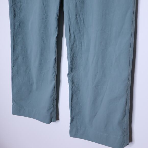 ATHLETA Trekkie Straight Crop Pant Minimalist Grey Lightweight Casual Women's 8 - Picture 6 of 12